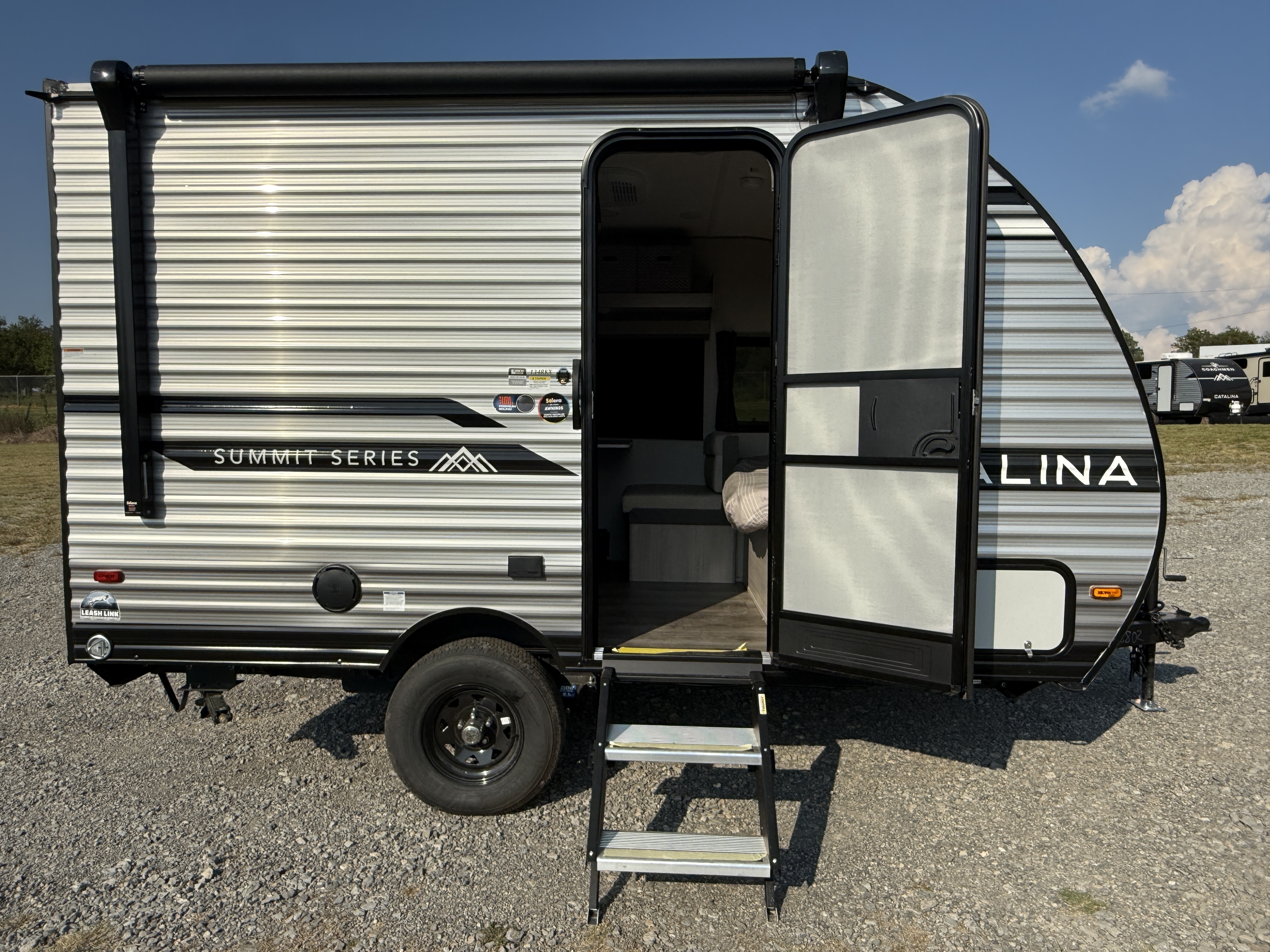 2026 Coachmen Catalina Summit Series 7 134RKX - Image 9