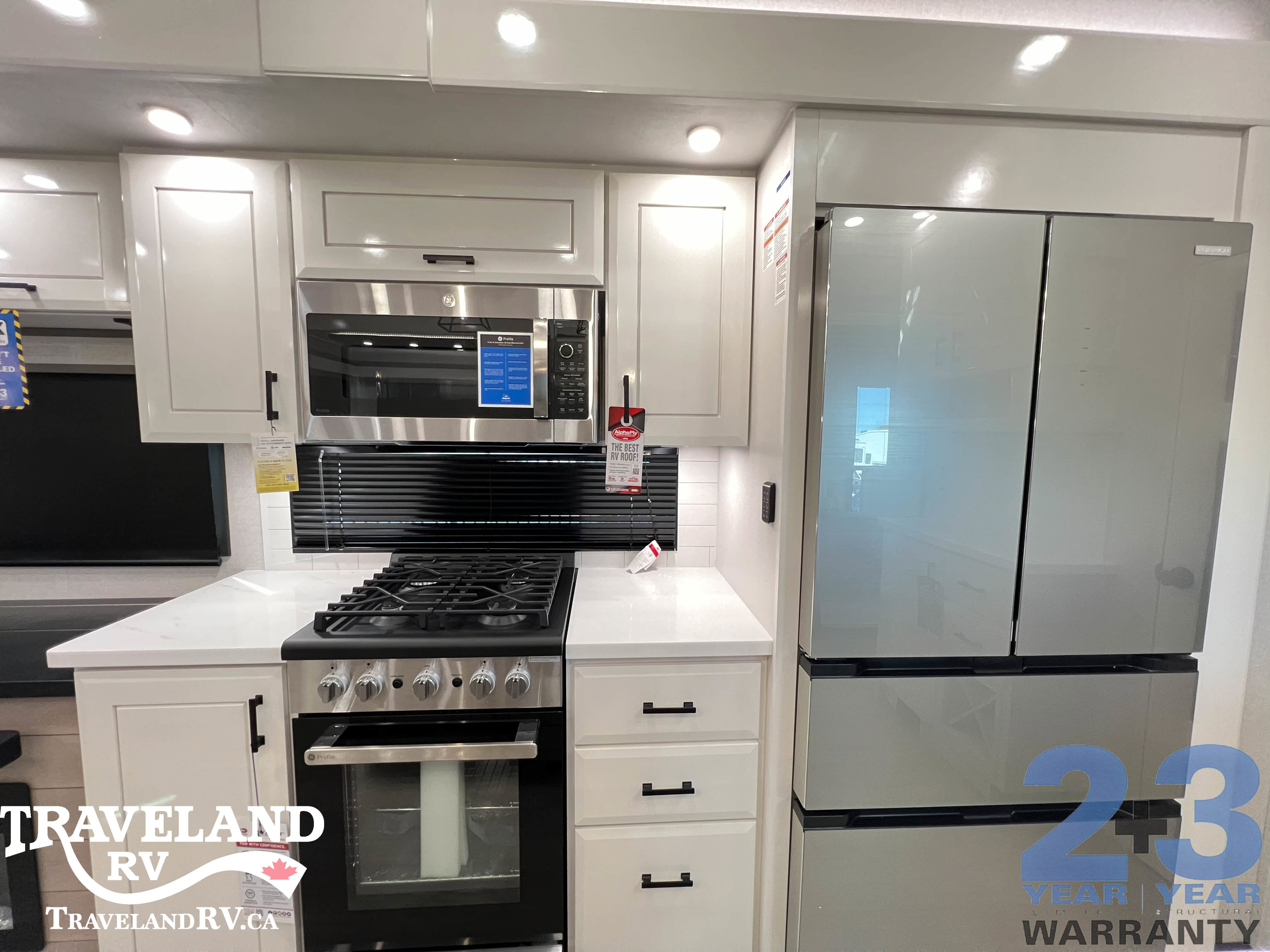 2026 Jayco Pinnacle 32RLTS - Image 25