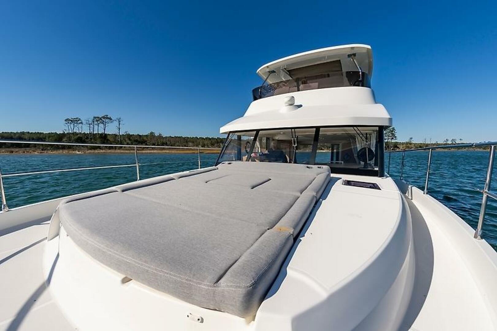 2022 Beneteau Swift Trawler - Image 19