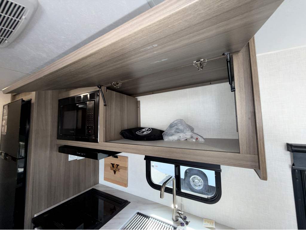 2024 VENTURE RV SONIC 190VRB - Image 18