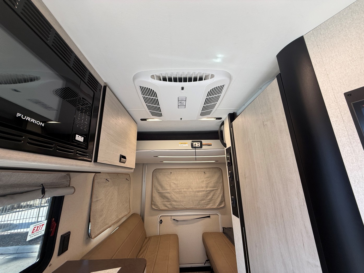 2027 Winnebago Elora 19DC - Image 23