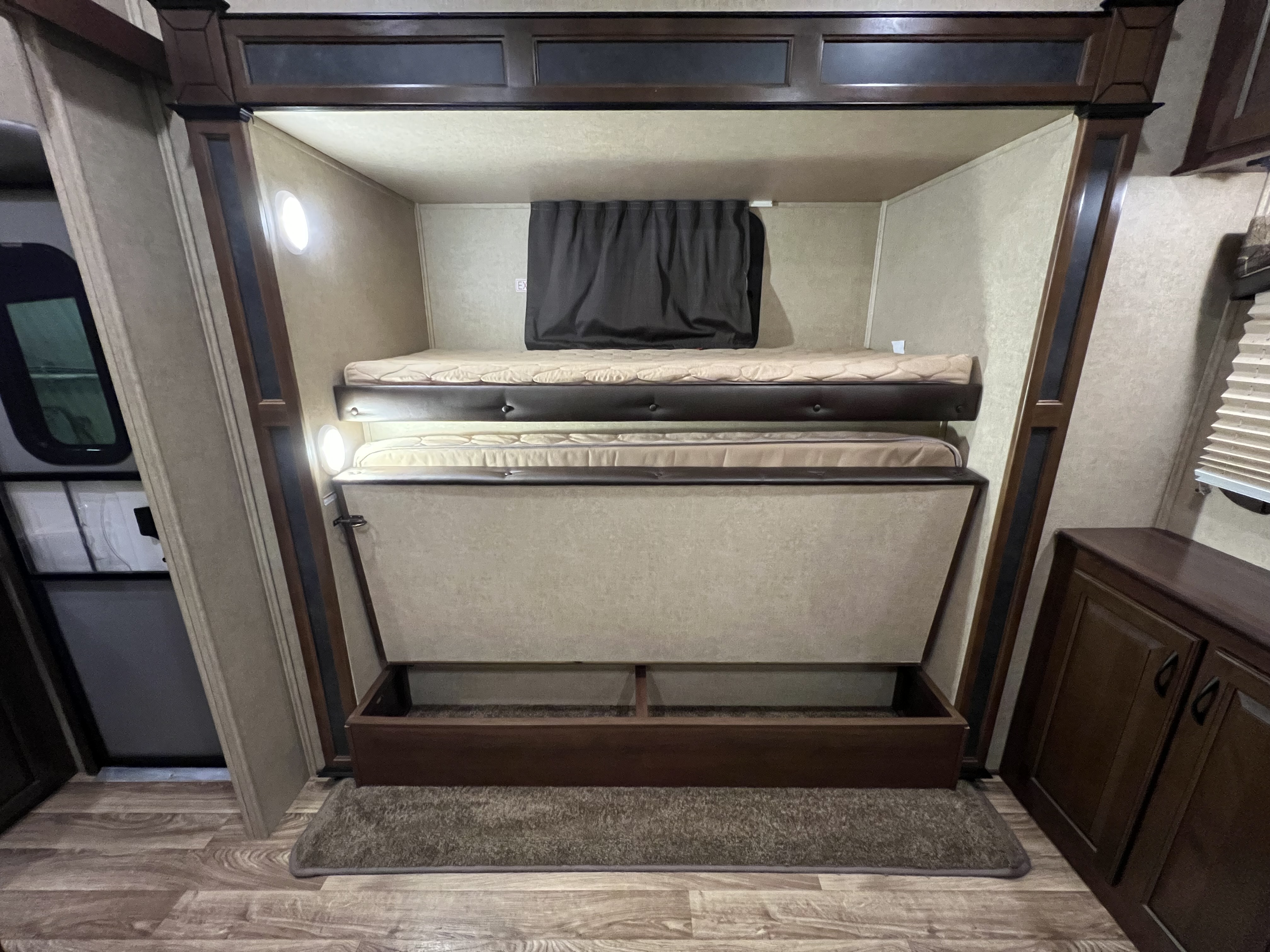 2015 Jayco Eagle Premier 375BHFS - Image 22