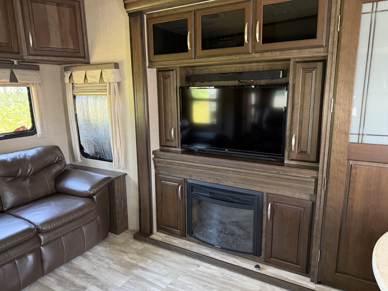 2016 Grand Design Solitude 369RL - Image 5