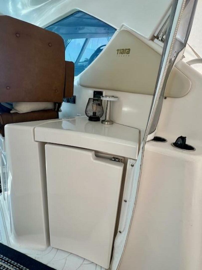2007 Tiara Yachts 3900 Sovran - Image 31