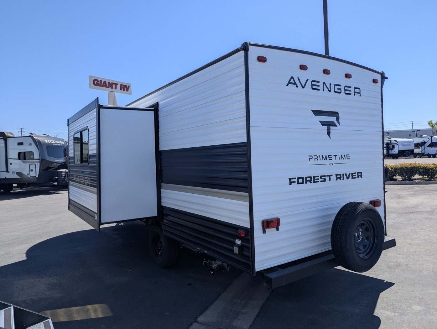 2027 Forest River Avenger LT 18DBS - Image 4