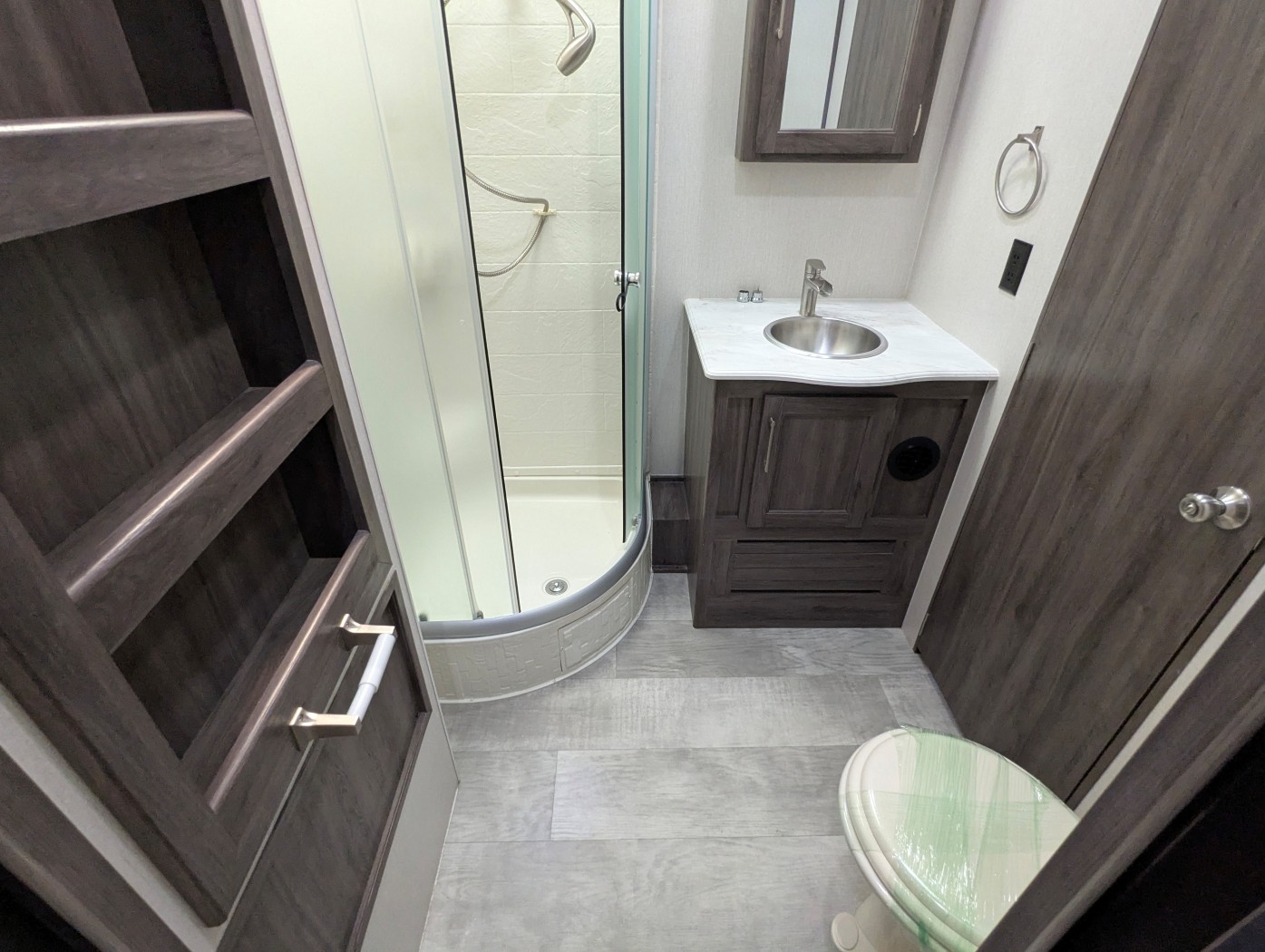 2021 PACIFIC COACHWORKS BLAZEN 2614 - Image 27