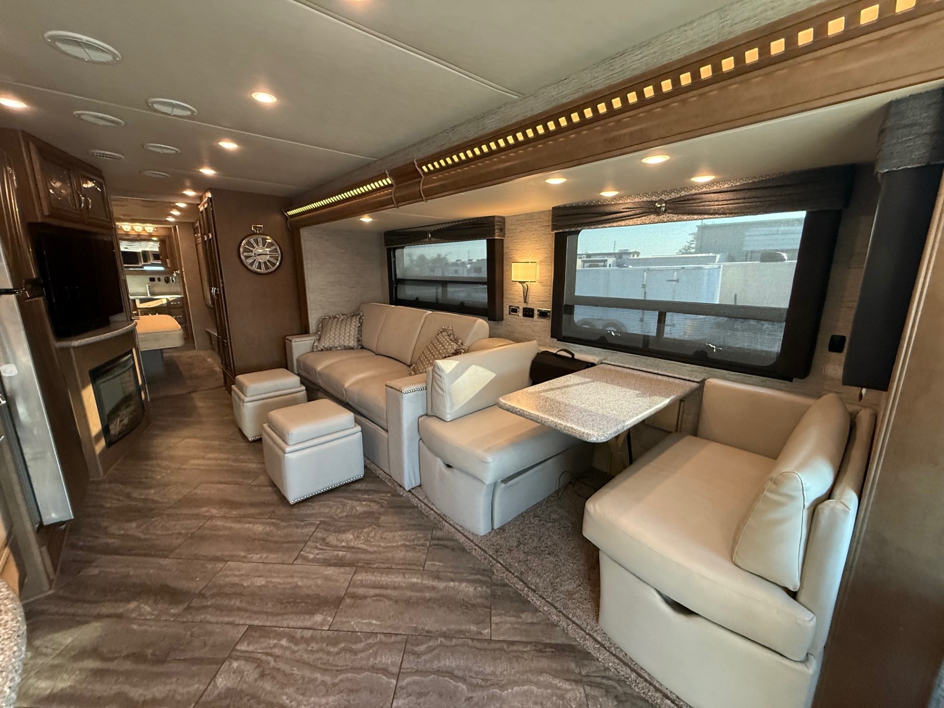 2020 NEWMAR BAYSTAR 3609 - Image 4