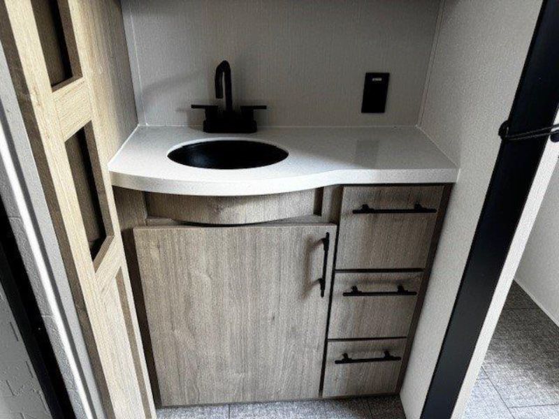 2026 Grand Design Imagine 2670MK - Image 21