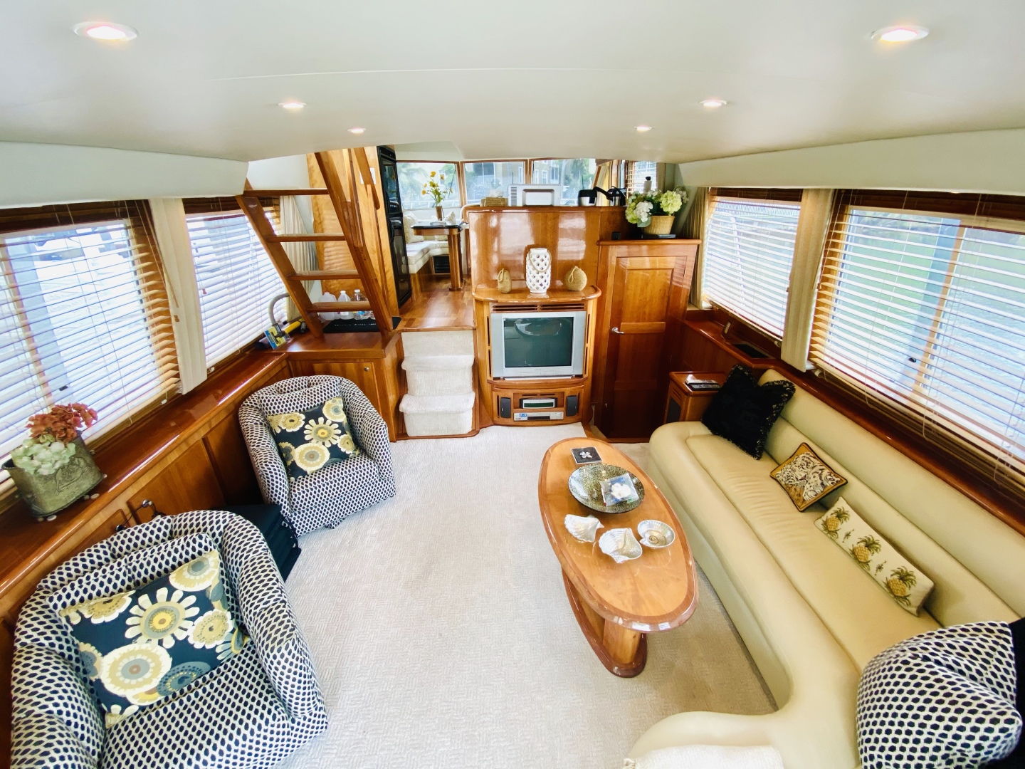 2003 Navigator 5700 Rival - Image 37
