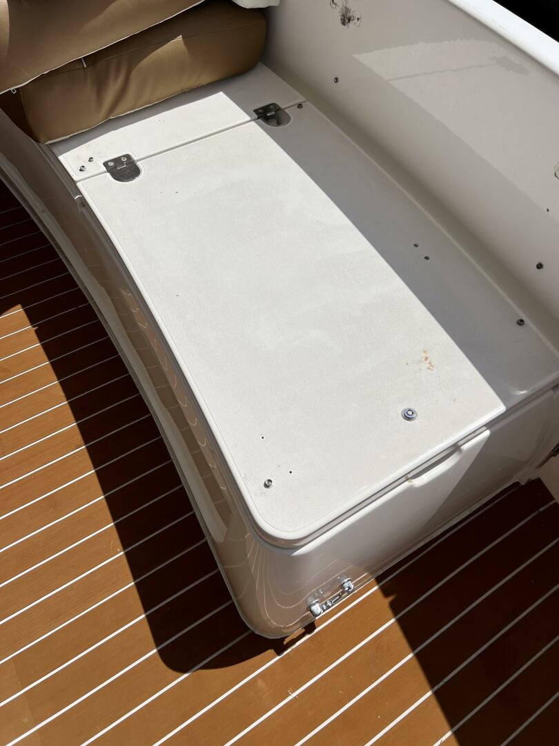 2000 Viking Princess 52 Flybridge - Image 27