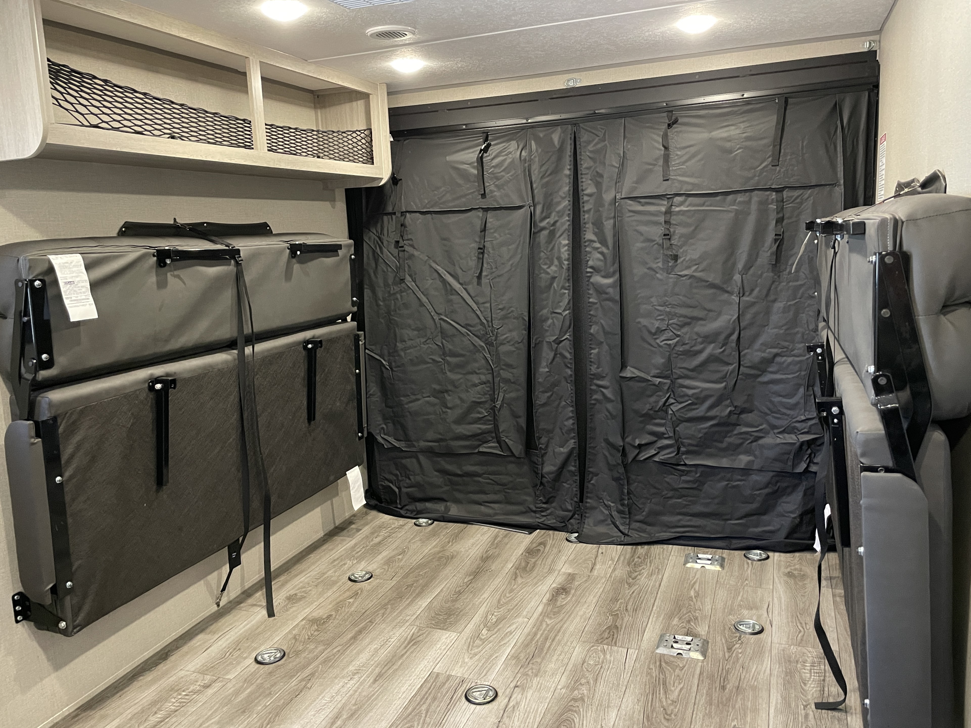 2023 Coachmen Catalina Trail Blazer 29THS - Image 15