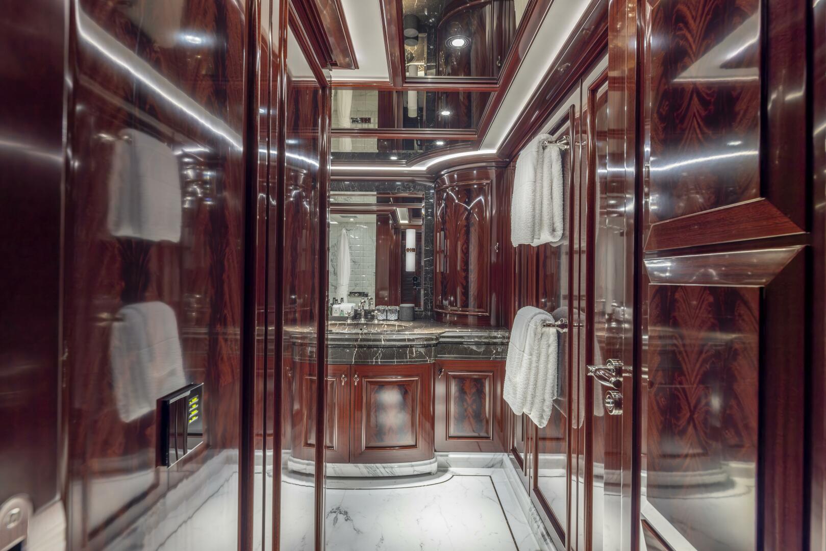 2014 Feadship 60 Meter Motor Yacht - Image 33