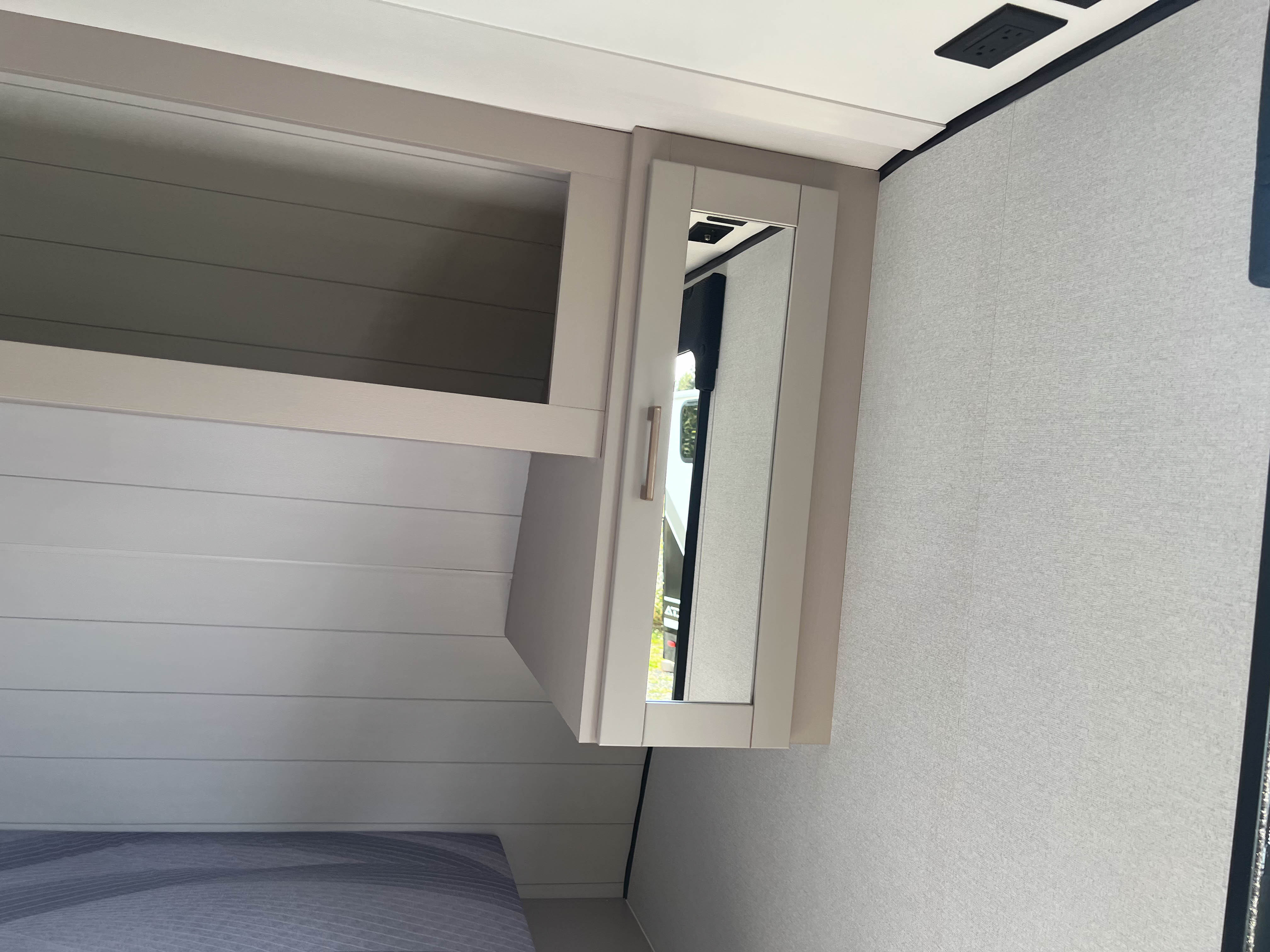 2027 Jayco Jay Feather Air SL 17BHSL - Image 12