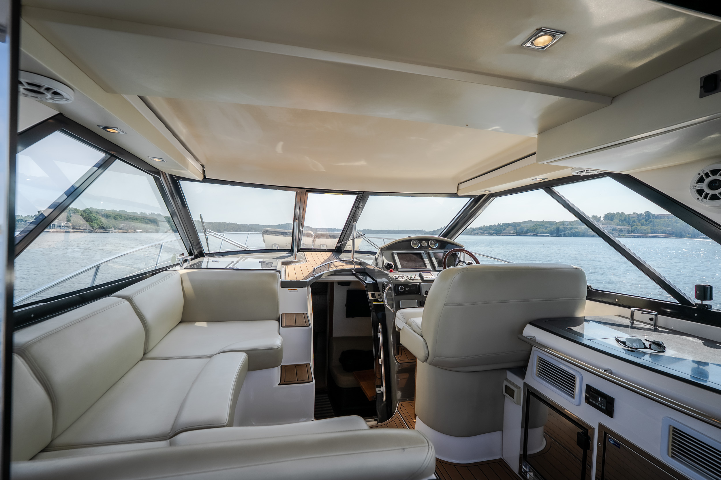 2012 Regal 42 Sport Coupe - Image 64
