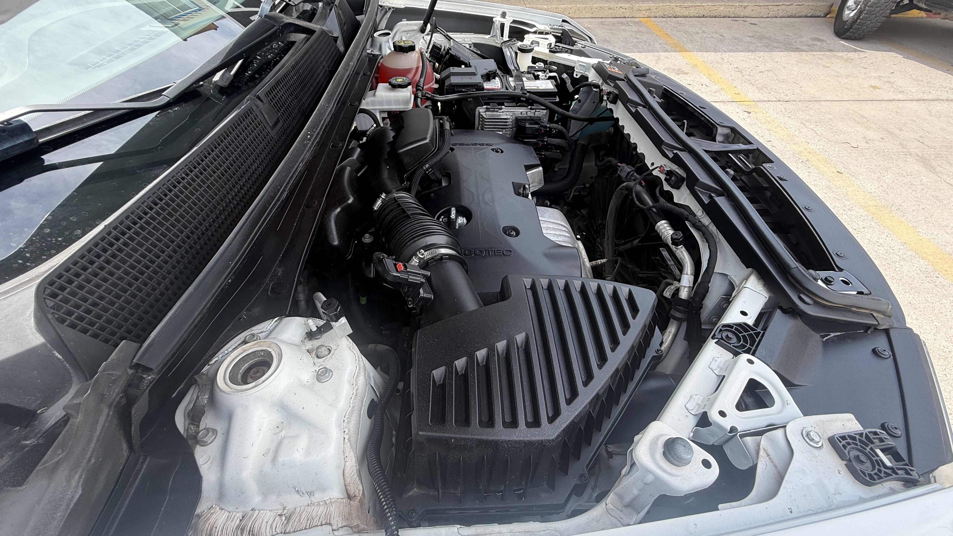 2020 GMC ACADIA-V6 Wagon 4D Denali 2WD - Image 31