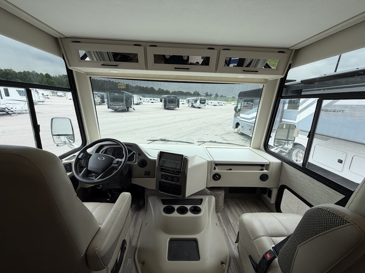 2023 THOR MOTOR COACH ACE 32B - Image 7