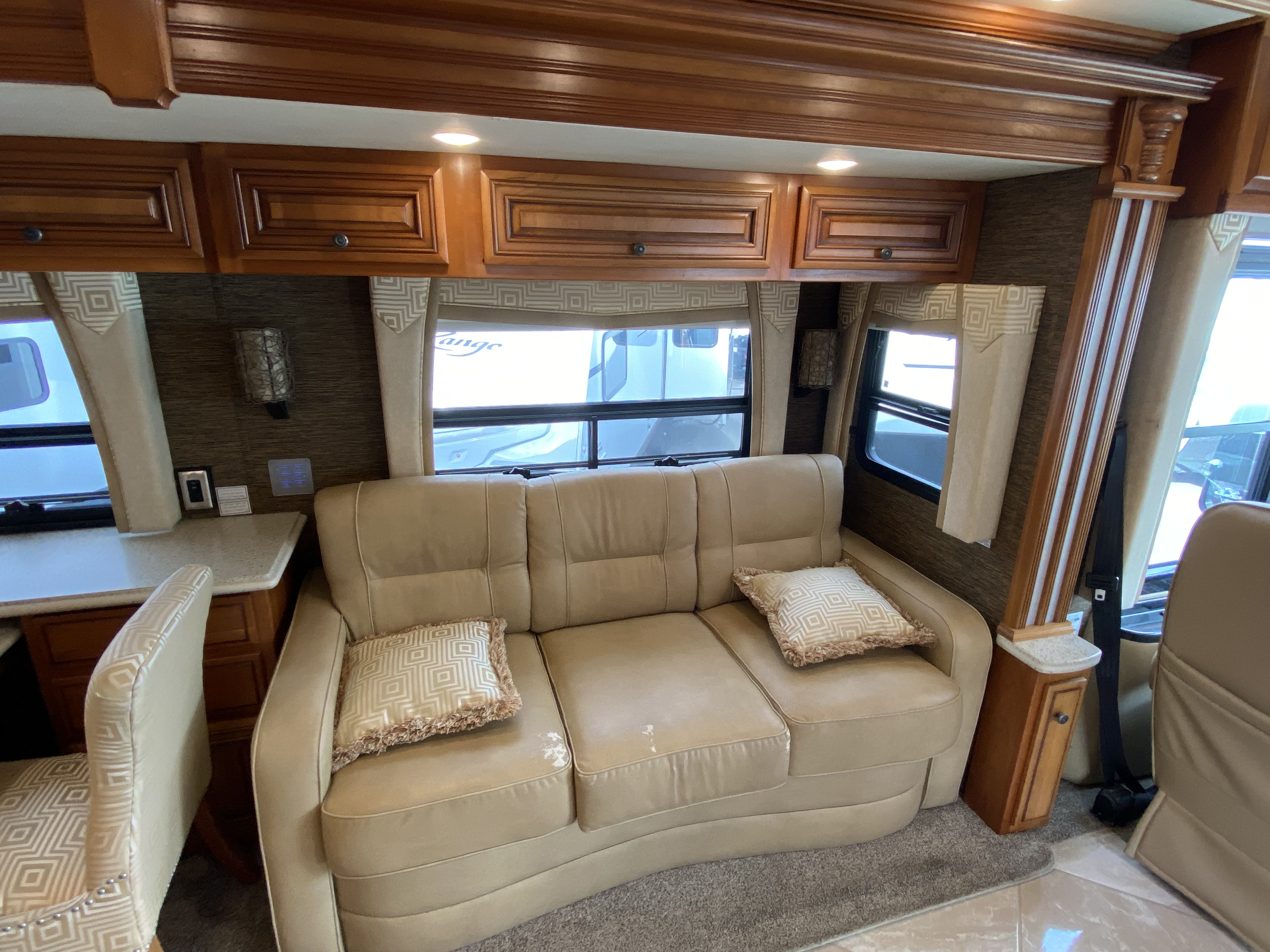 2015 NEWMAR DUTCHSTAR 3736 - Image 17