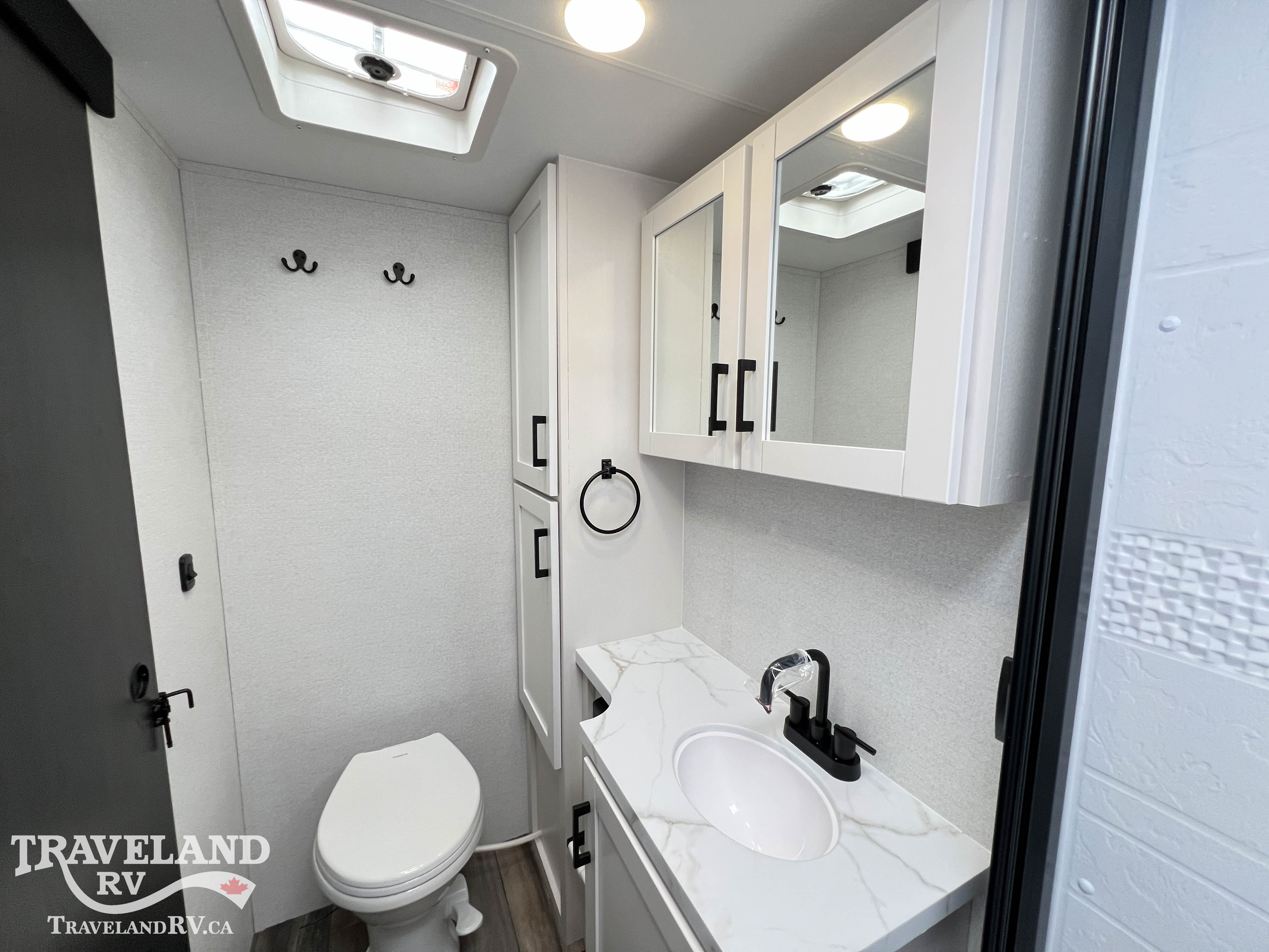2026 Highland Ridge Range Lite 211RKM - Image 29