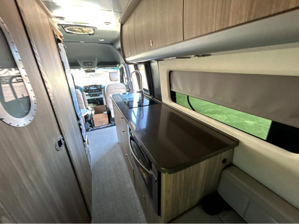 2027 AIRSTREAM INTERSTATE 24GT - Image 28
