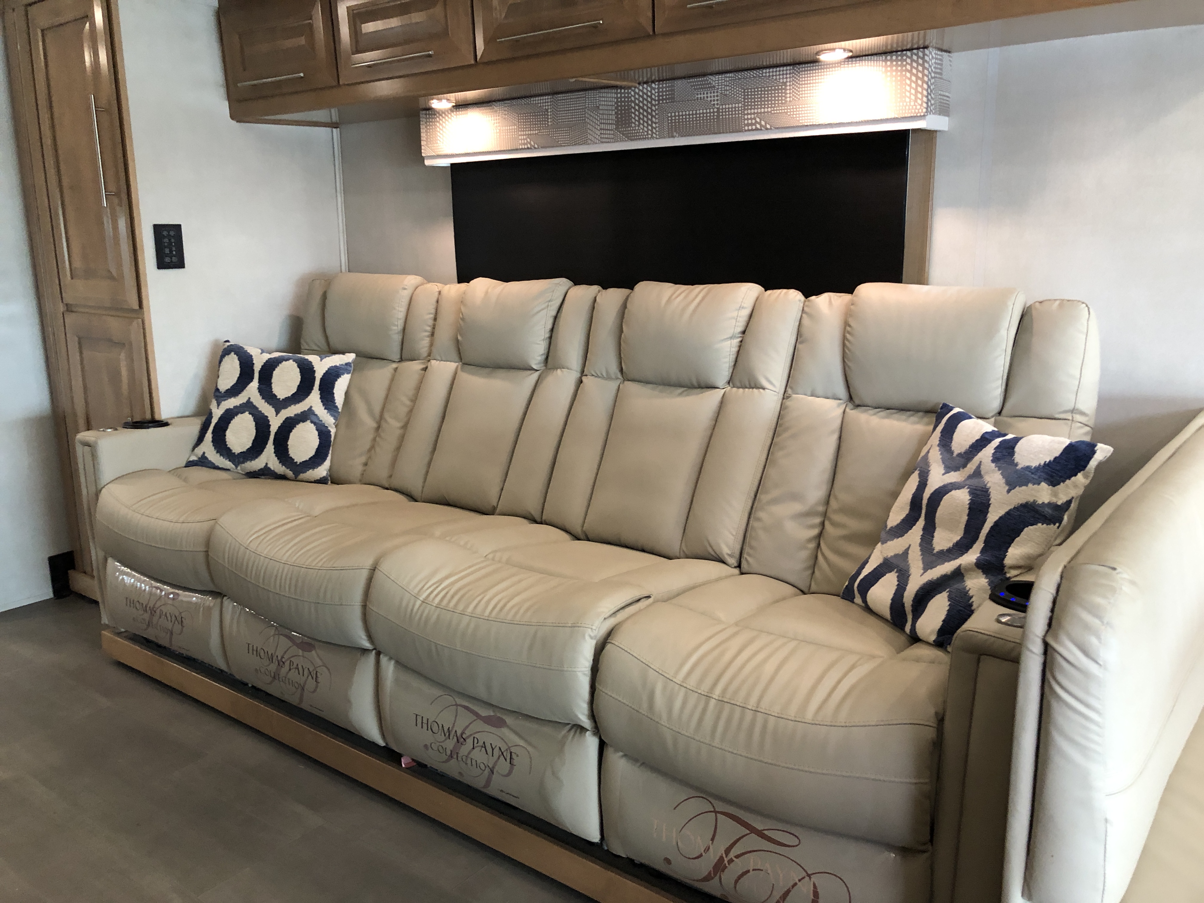 2022 Forest River Georgetown 7 Series GT7 36D7 - Image 18