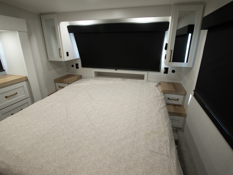 2026 Jayco Eagle HT 31QCD - Image 28