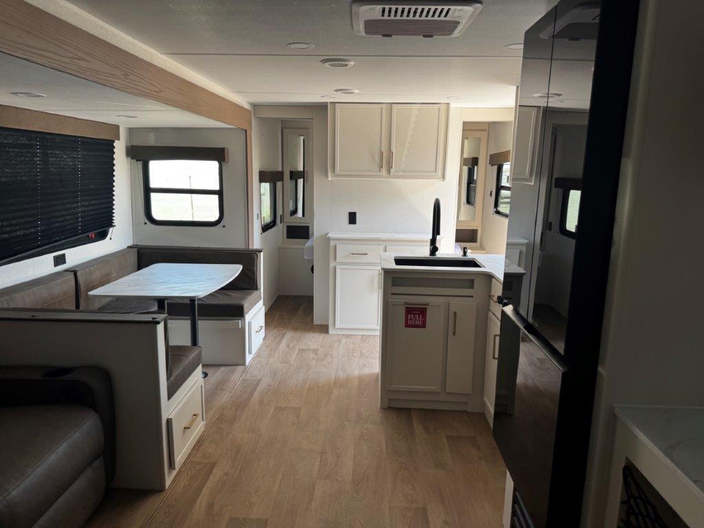 2027 Grand Design Transcend XPLOR 27DBX - Image 25