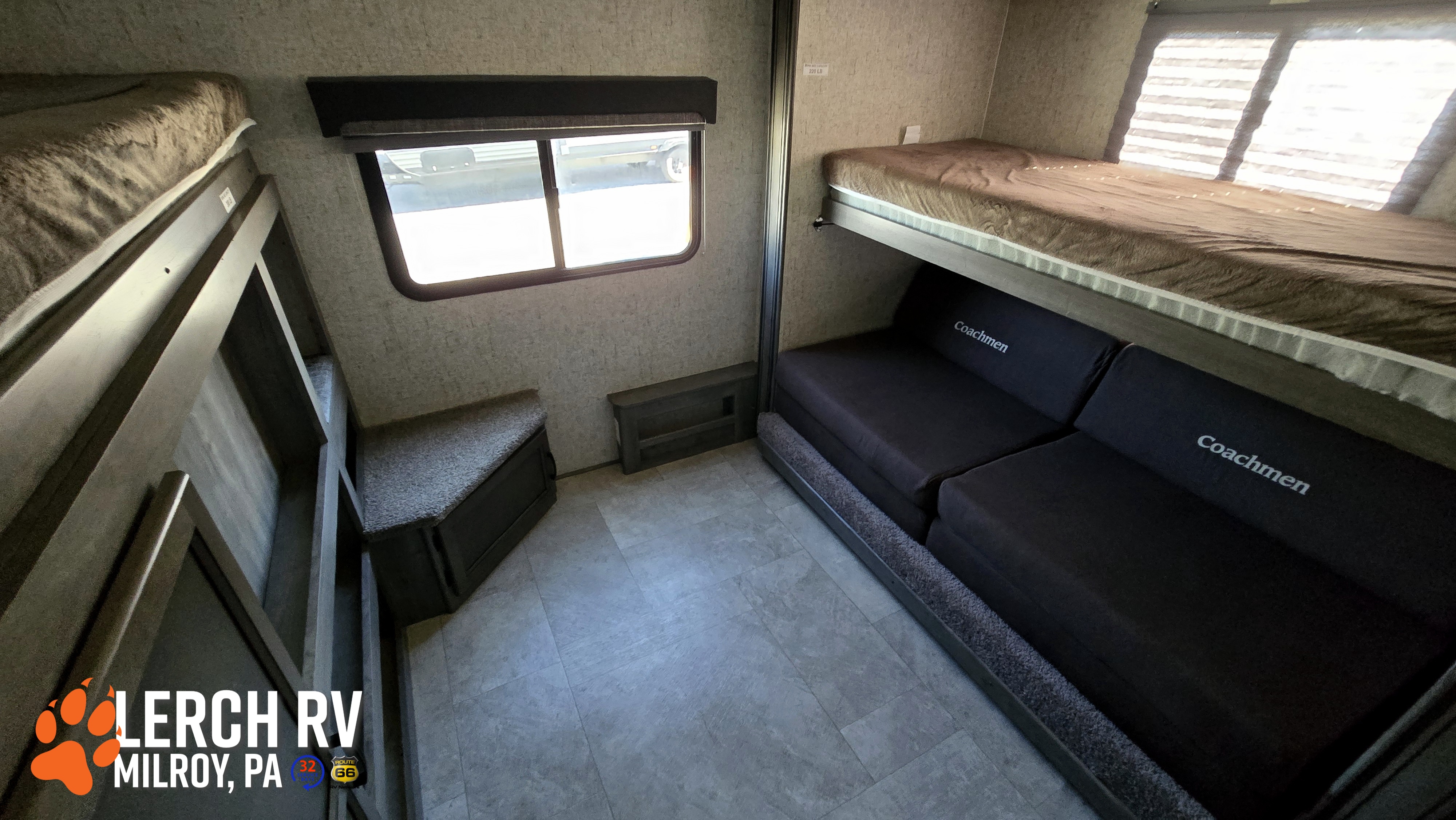 2019 FOREST RIVER APEX 300BHS - Image 28