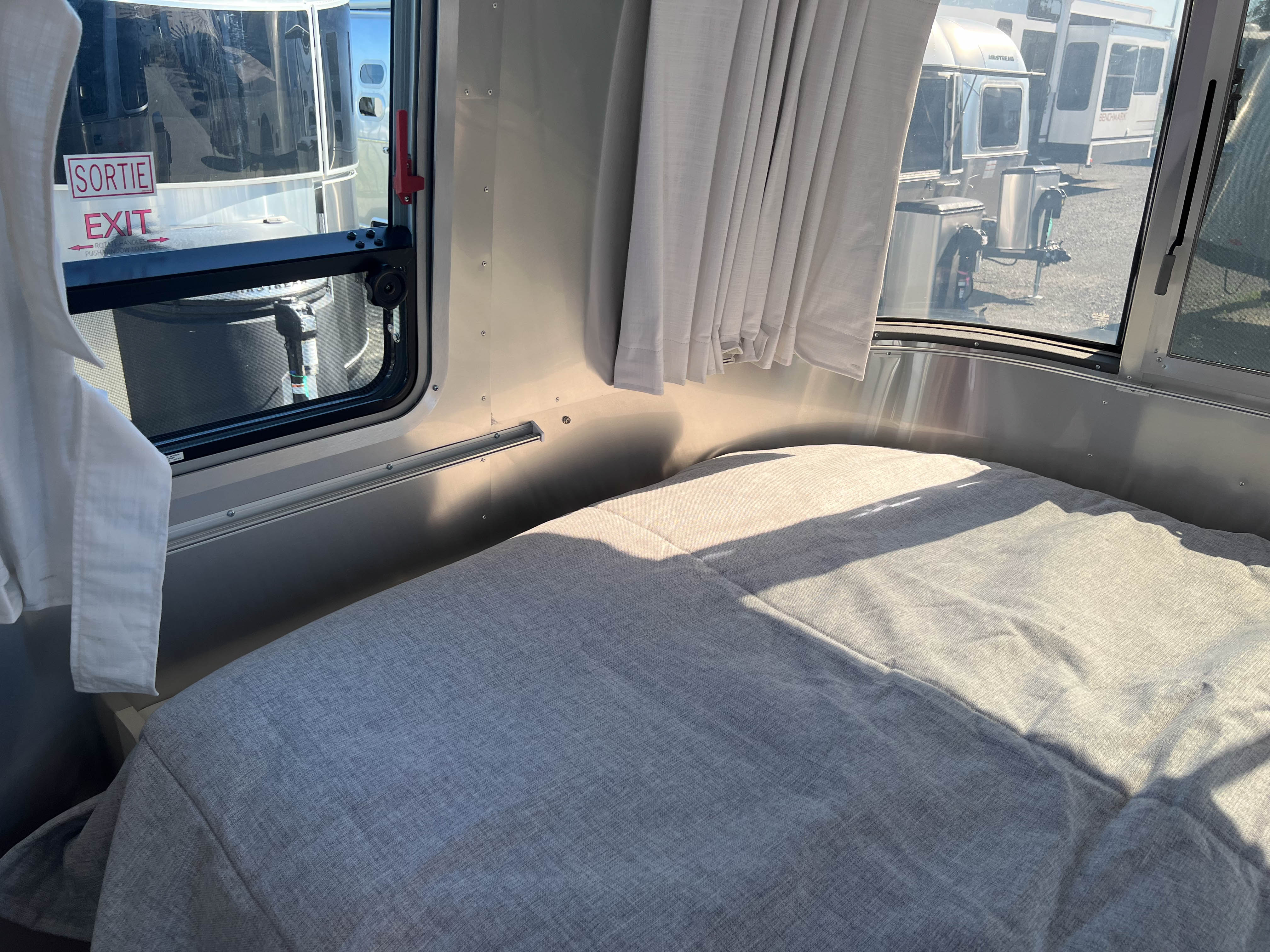 2027 Airstream Bambi 22FB - Image 19