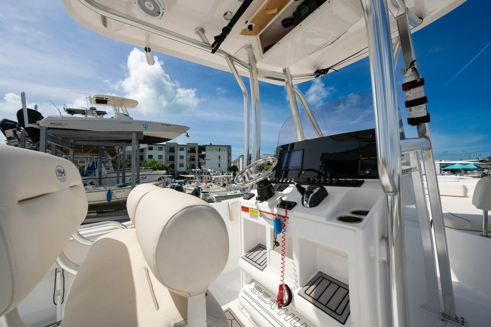 2023 Sea Hunt 234 Ultra Base - Image 6