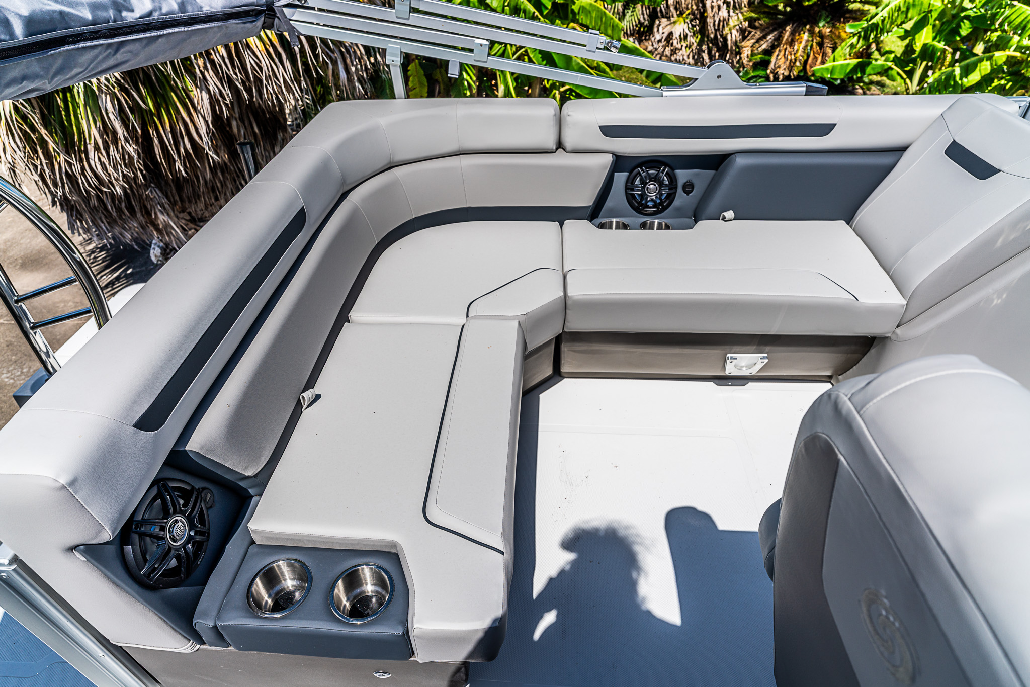 2027 HURRICANE 2027 FUNDECK 2260 REF - Image 10
