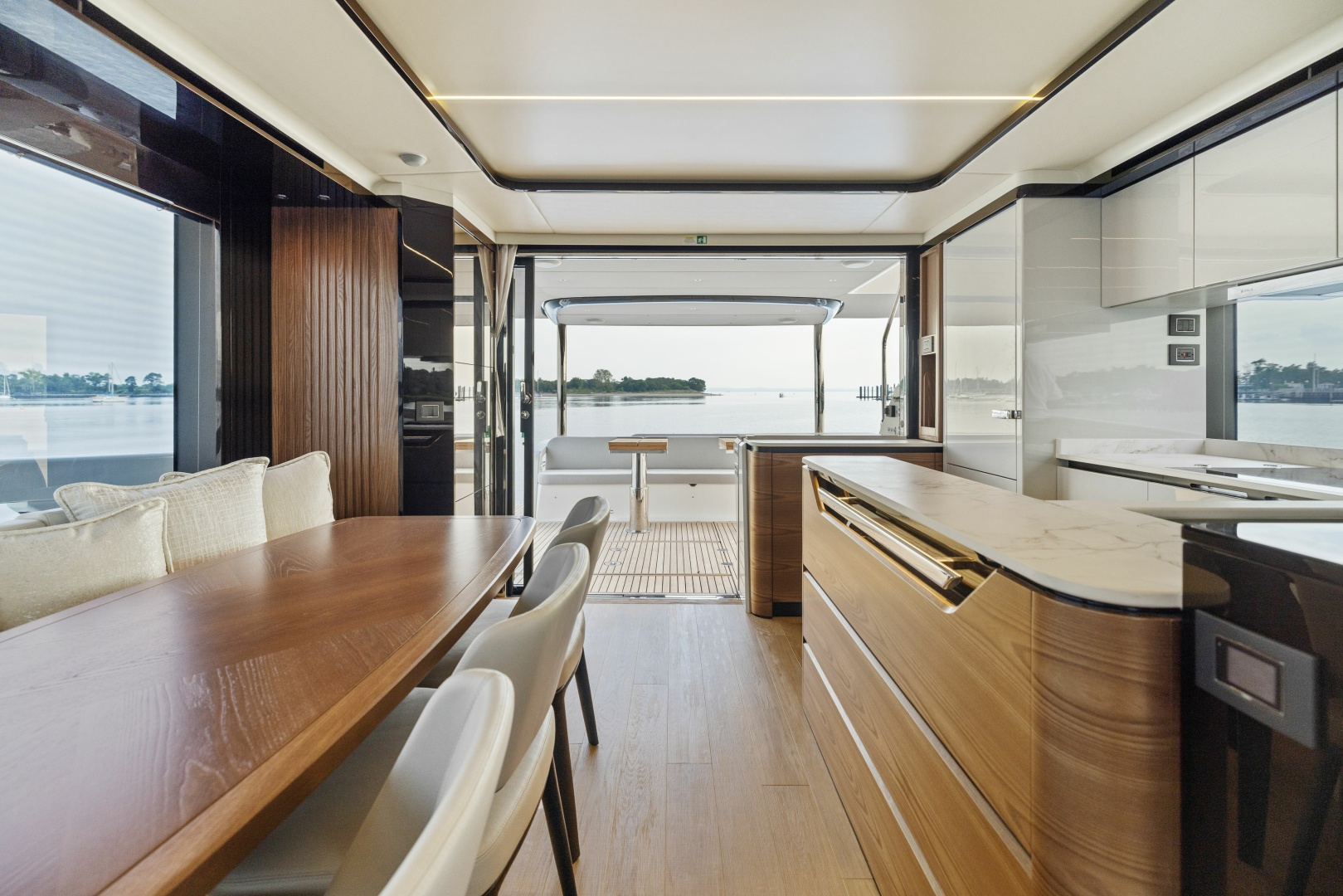 2024 Absolute Navetta 64 - Image 34