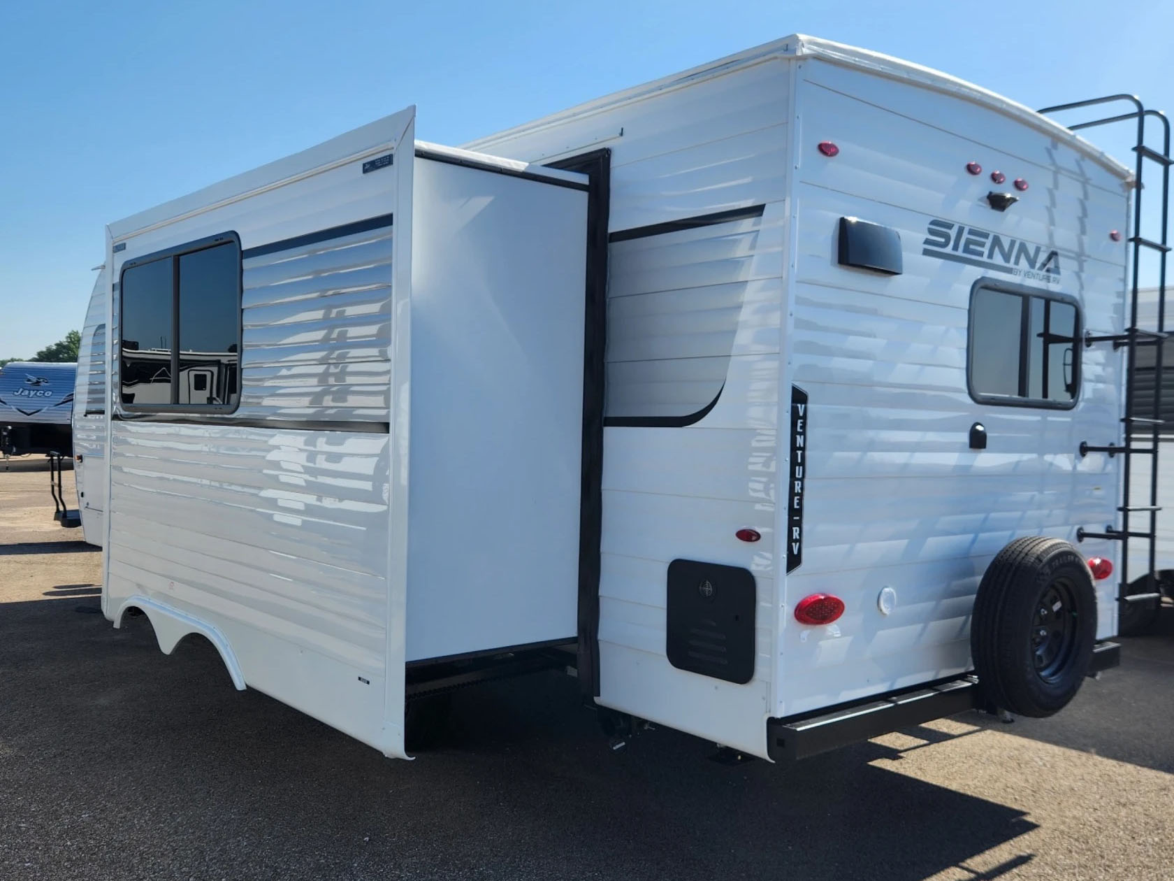 2026 VENTURE RV SIENNA 231VRK - Image 3