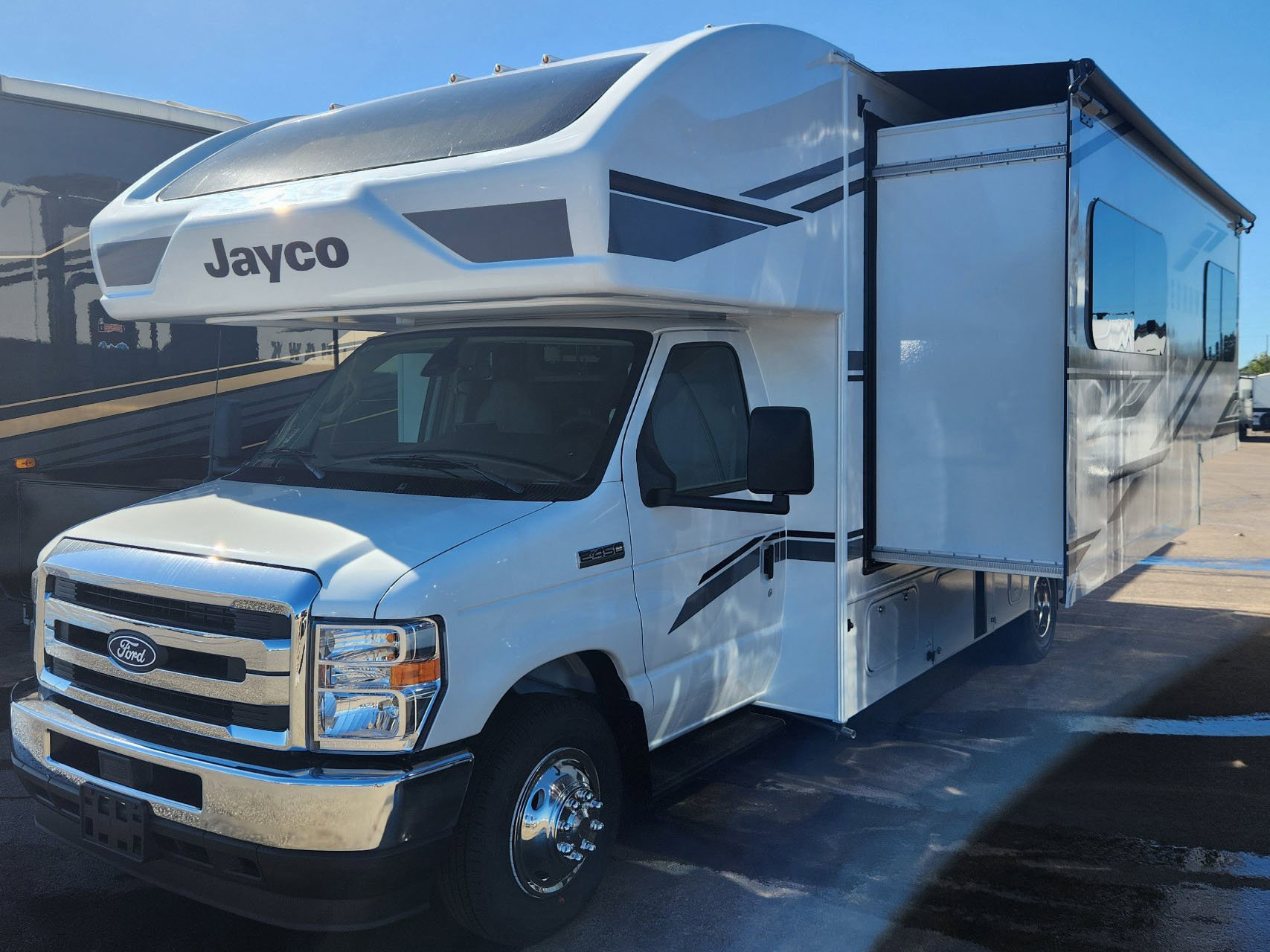 2026 JAYCO REDHAWK 24B - Image 2