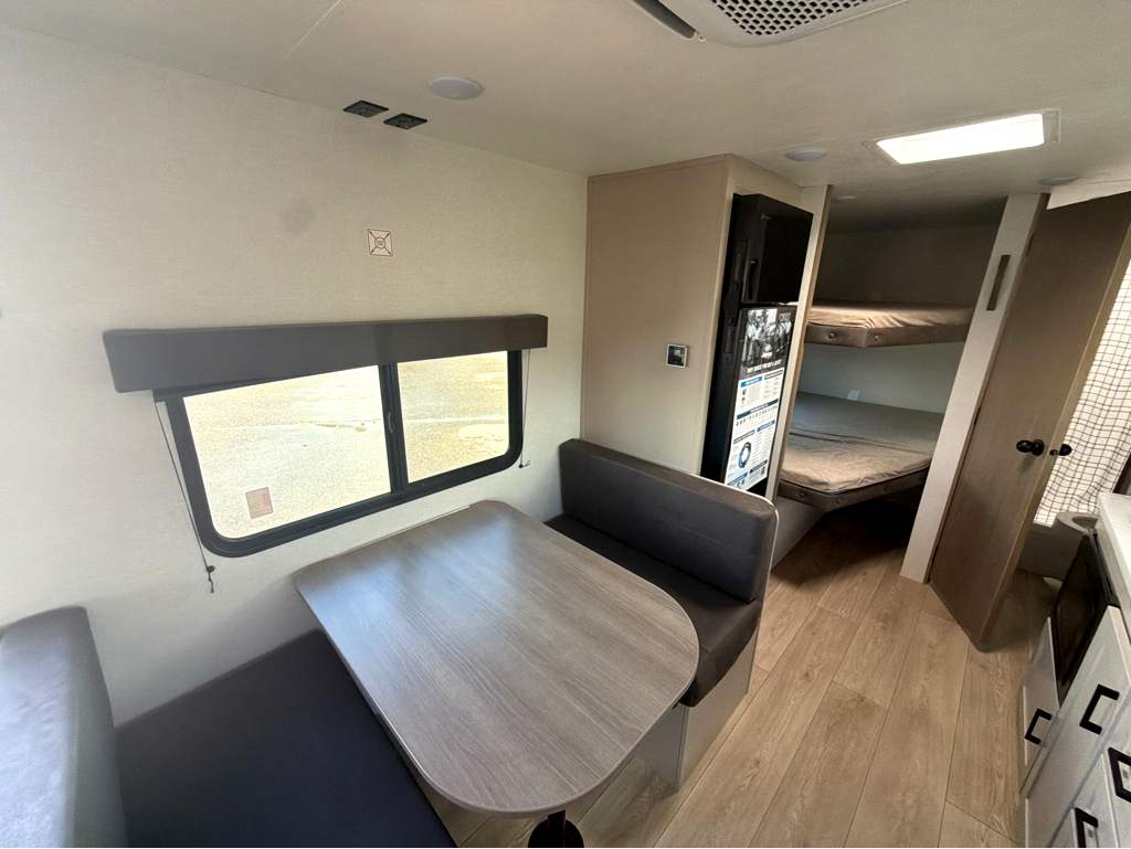 2027 JAYCO JAY FLIGHT 250BH - Image 13