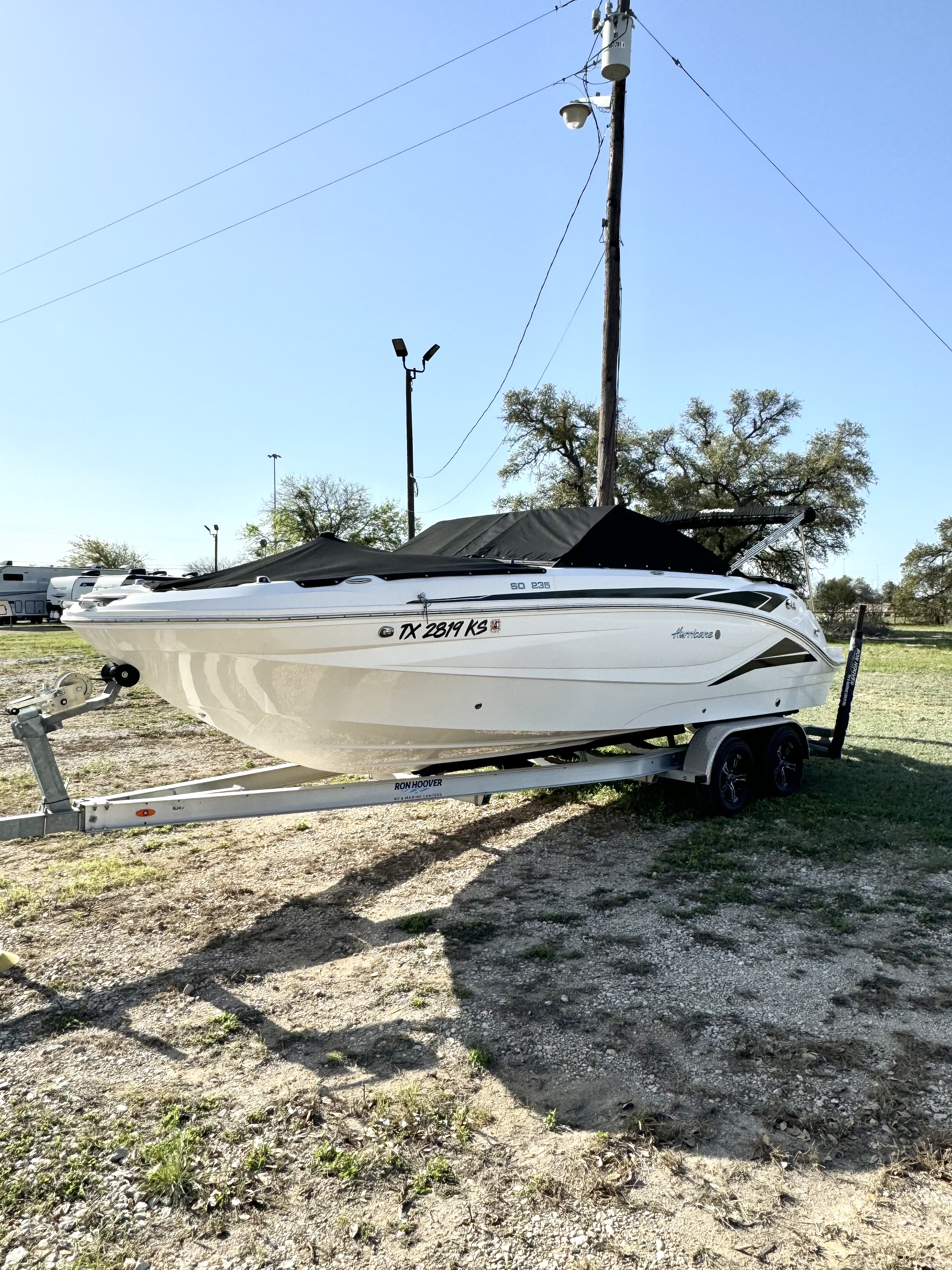 2022 HURRICANE 2023 SD235 - Image 1
