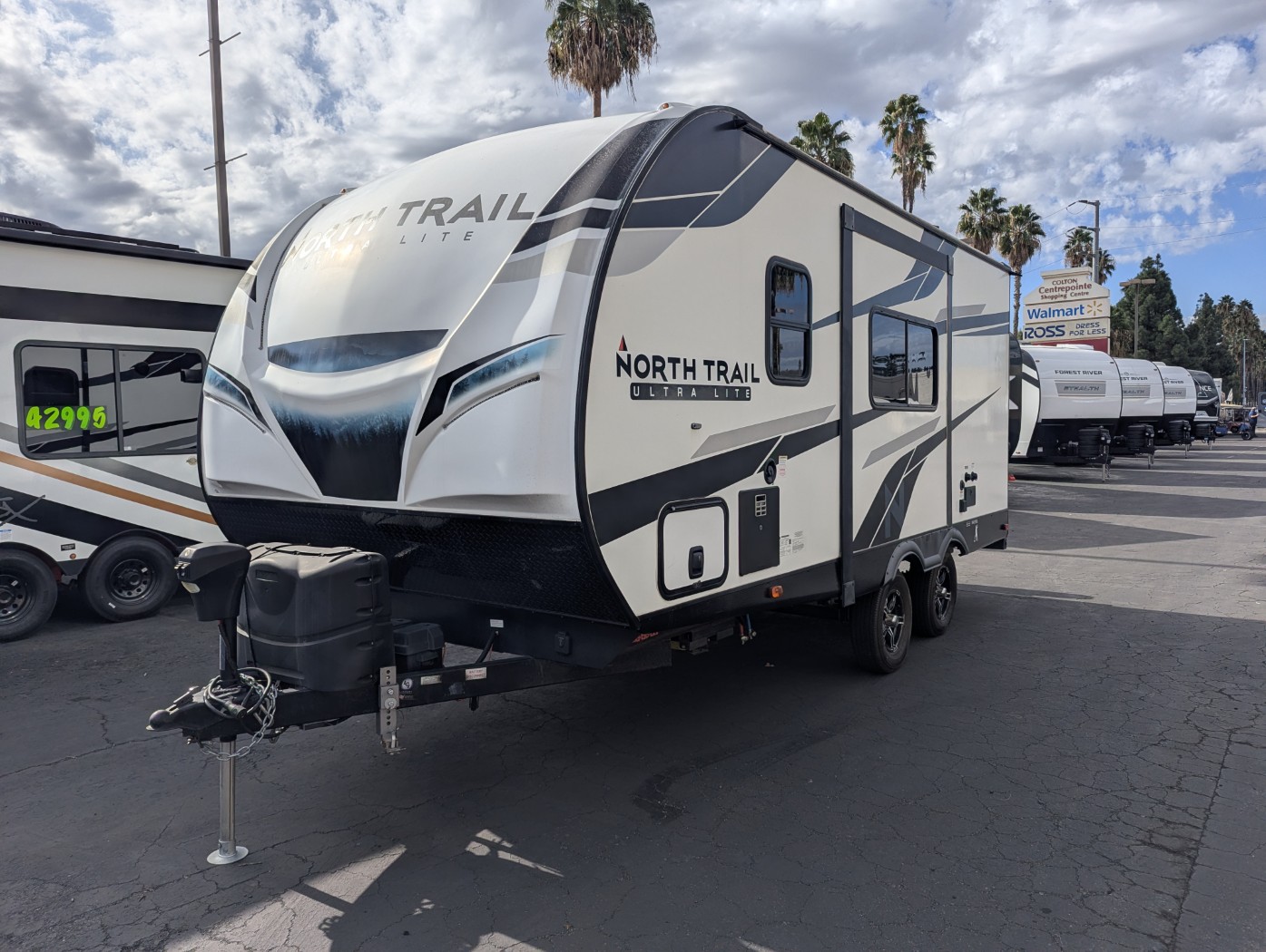 2022 Heartland North Trail Ultra-Lite 21RBSS - Image 4
