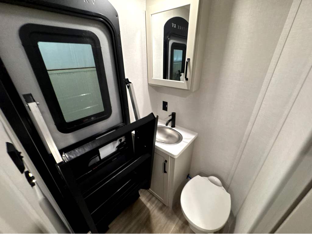 2027 VENTURE RV SPORTTREK 343VBH - Image 13