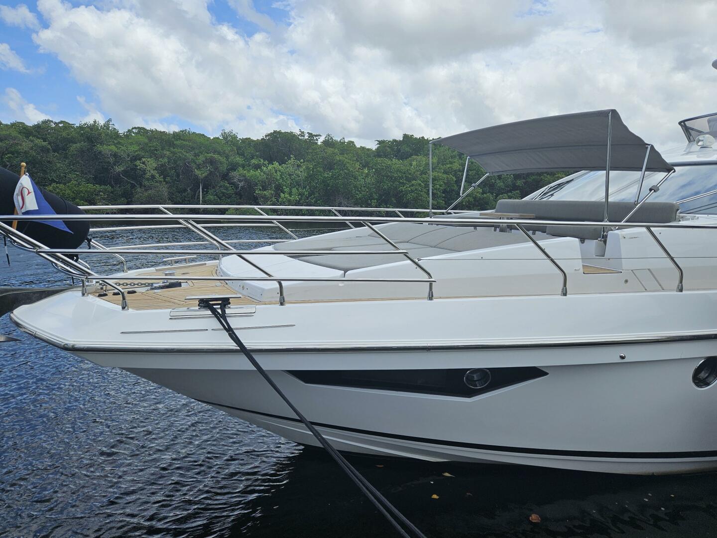 2022 Azimut 66 - Image 4
