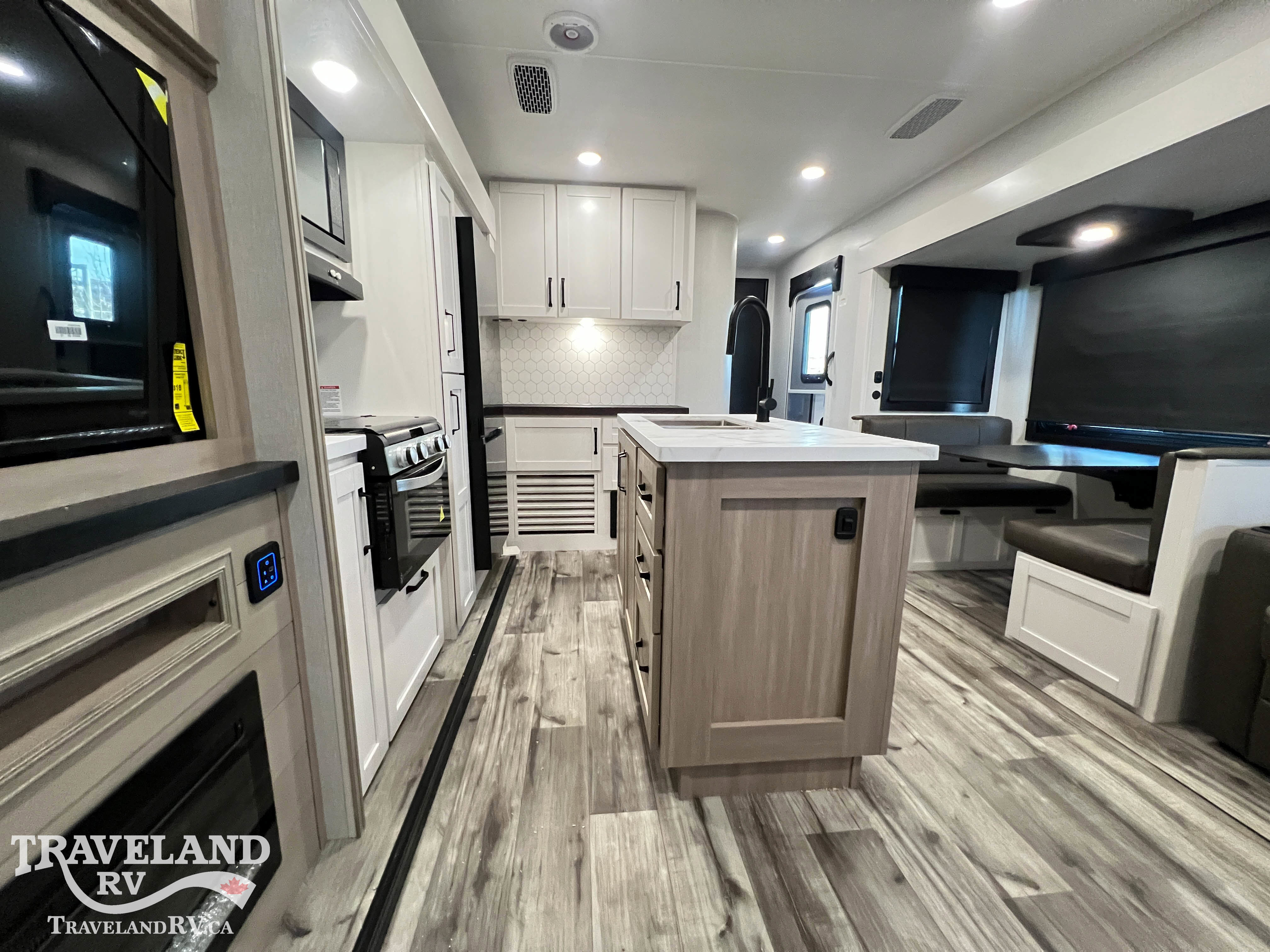 2026 Highland Ridge Roamer Light Duty 31TBTS - Image 17