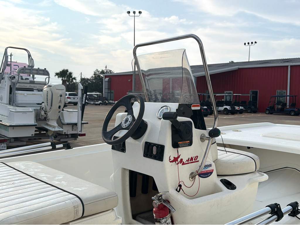 2017 MAKO 17 PRO SKIFF - Image 10