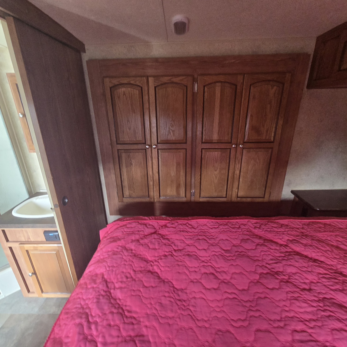 2014 Forest River Flagstaff Super Lite 27RLWS - Image 7