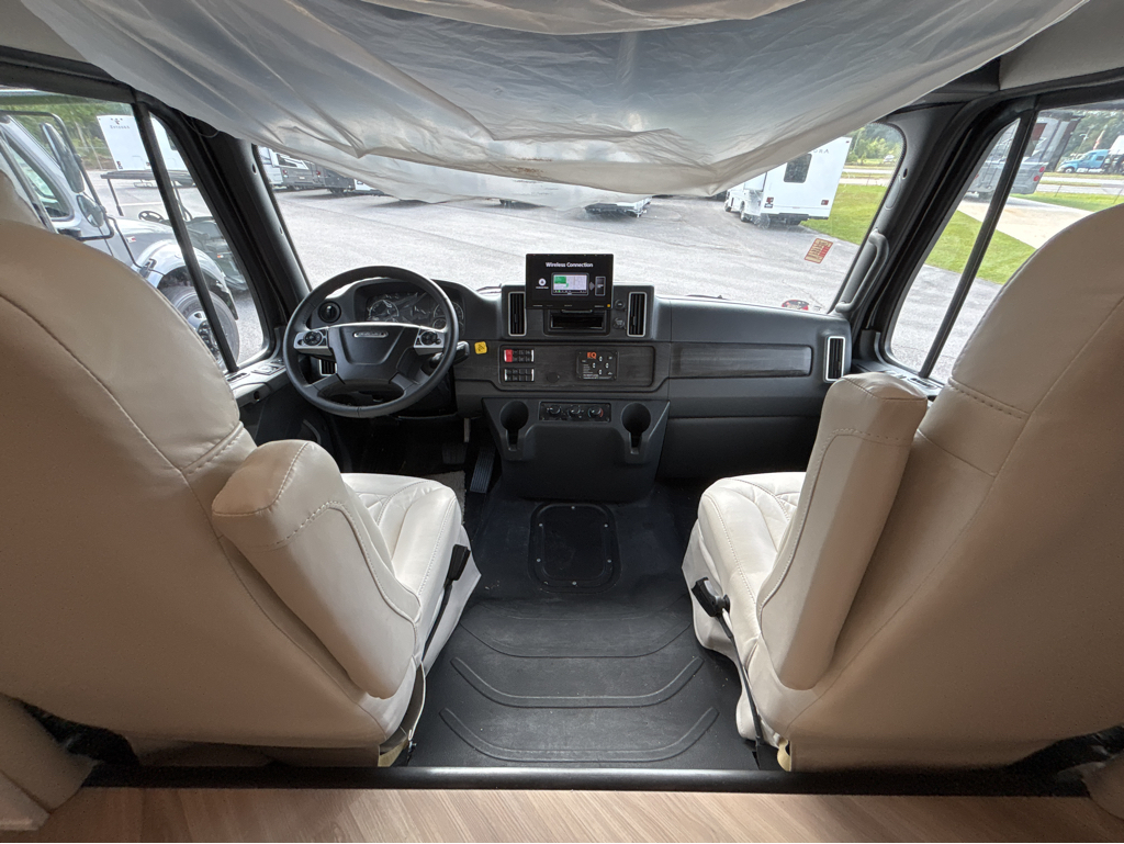 2026 JAYCO SENECA 37M - Image 31