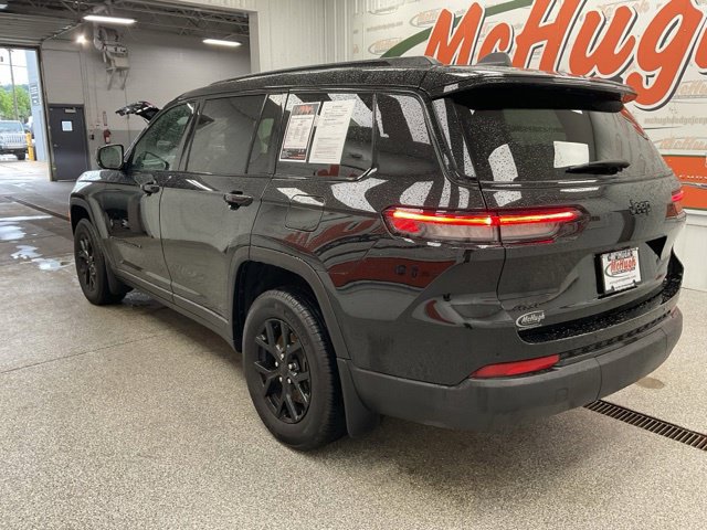 2025 Jeep Grand Cherokee L Altitude X 4X4 - Image 7