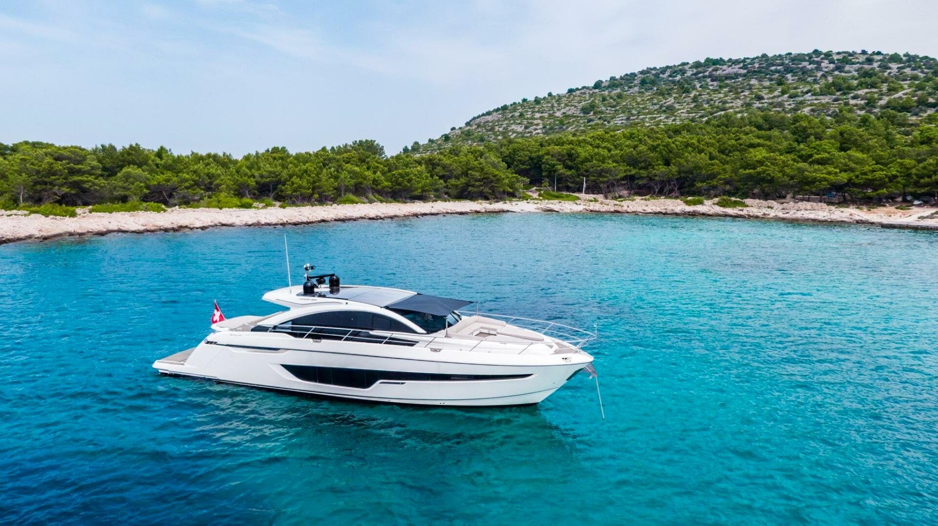 2019 Fairline - Image 3