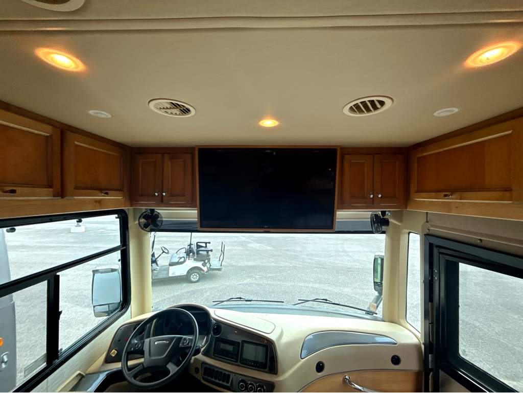 2021 TIFFIN ALLEGRO RED 33 AA - Image 33