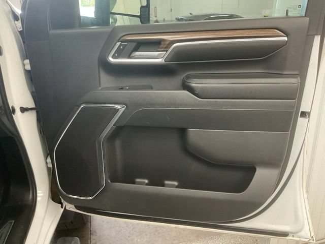 2024 Chevrolet Silverado 2500HD LT - Image 30