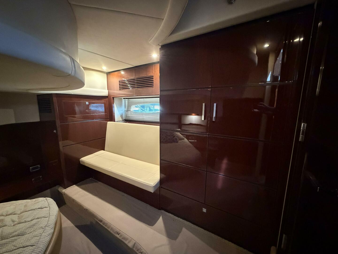 2008 Sea Ray 47 Sedan Bridge - Image 24