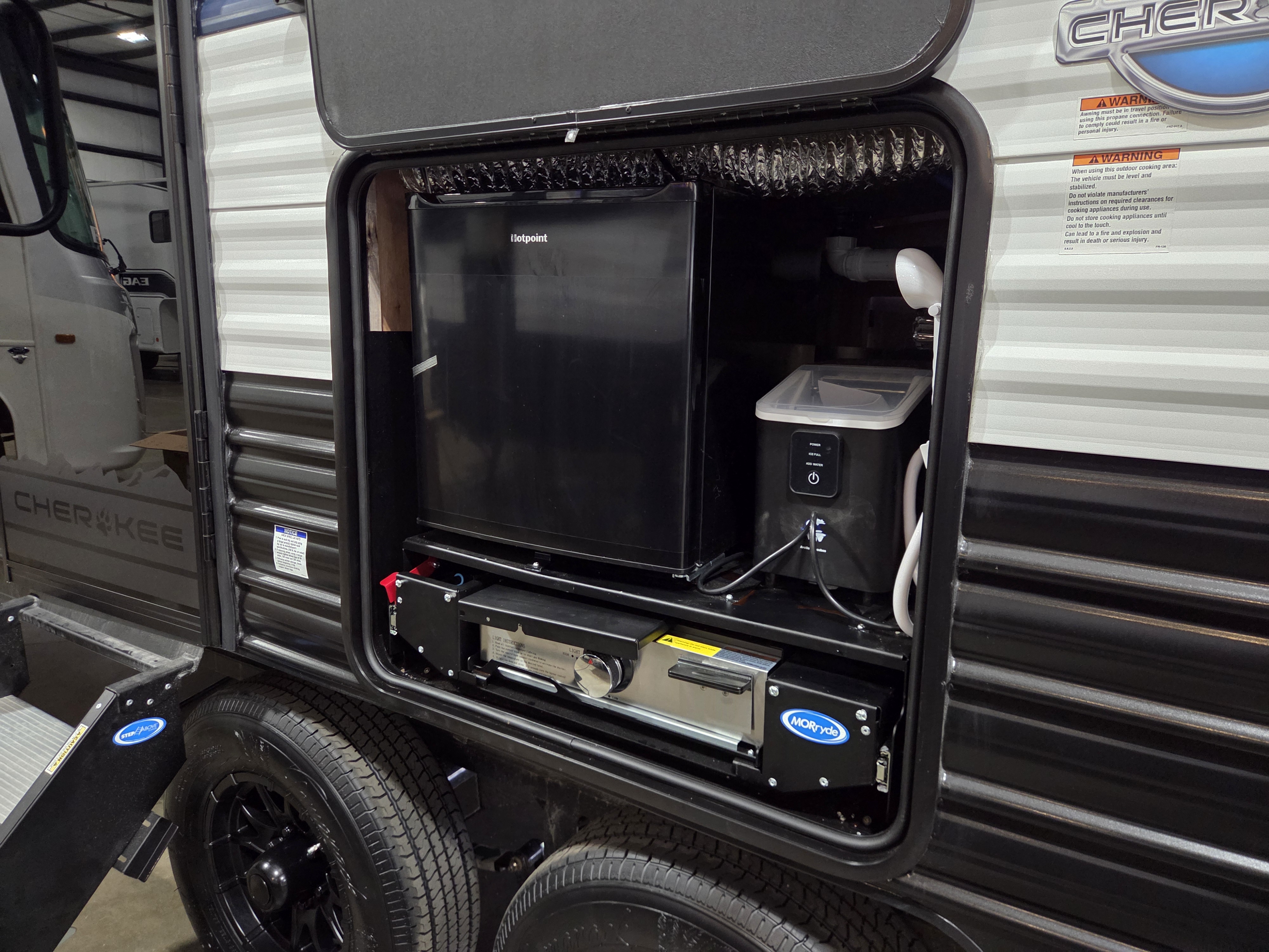 2026 Forest River Cherokee Grey Wolf 29NM - Image 2