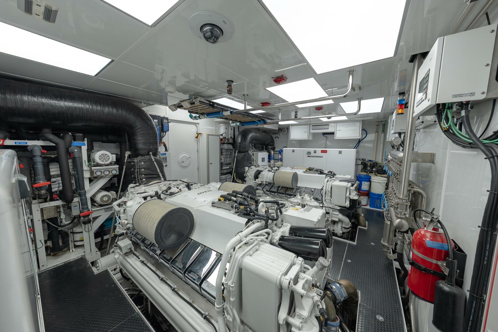 2018 Westport Raised Pilothouse - Image 60