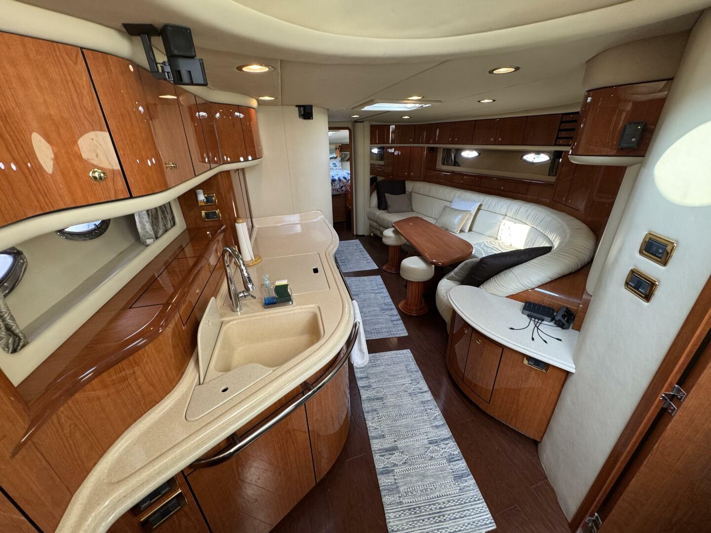 2001 Sea Ray 540 Sundancer - Image 21